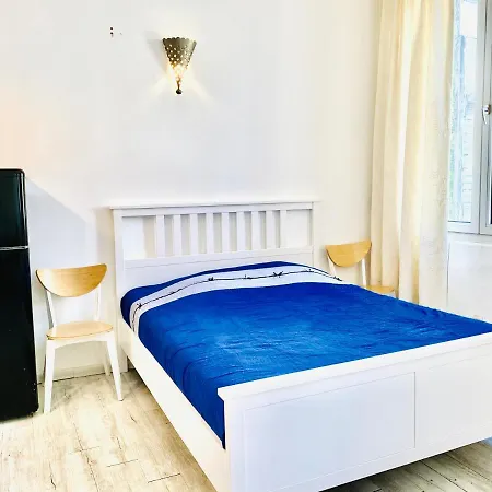 Cezanne Studio Apartment